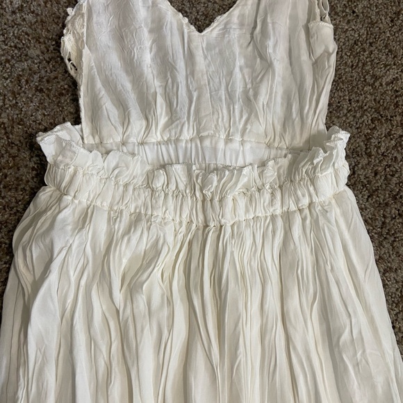 New✨soft white backless boho dress w/ crochet top & adjustable straps• XS - Picture 9 of 10